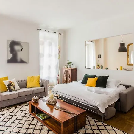 Chic Spacious Flat: Port Garibaldi Parking * Nice
